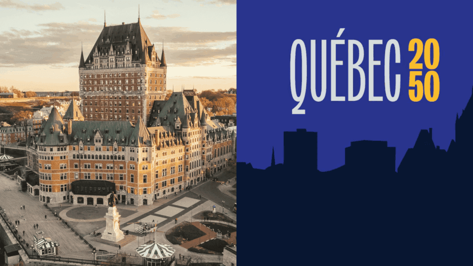 Photo du Château Frontenac à Québec au coucher du soleil, à côté du visuel officiel de l’émission “Québec 2050” de Radio-Canada.